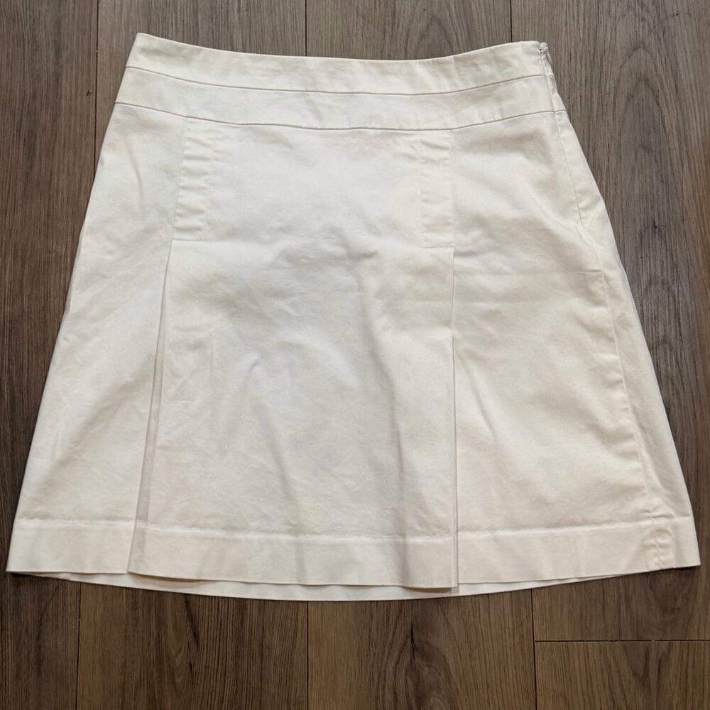Banana Republic Stretch White Mini Skirt Size 4 A-Line Pleated Cotton Lined